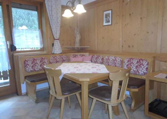 Haus Margit Apartamento